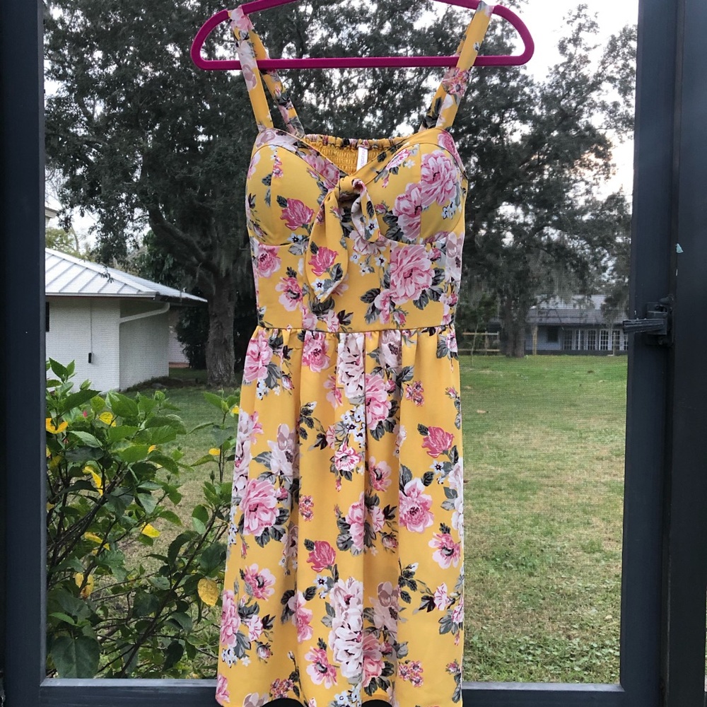 Xhilaration dress casual